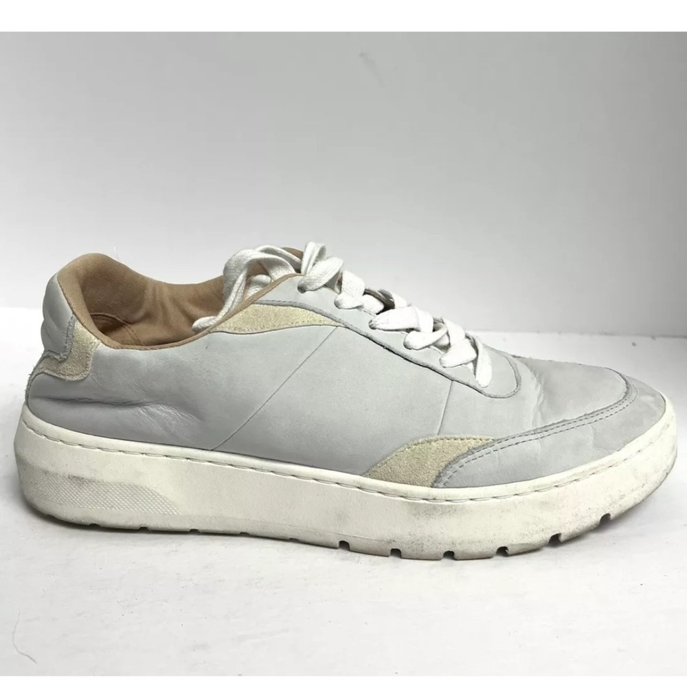 Vionic Women’s Elsa White Lace-Up Sneakers, Size 8.5 M.